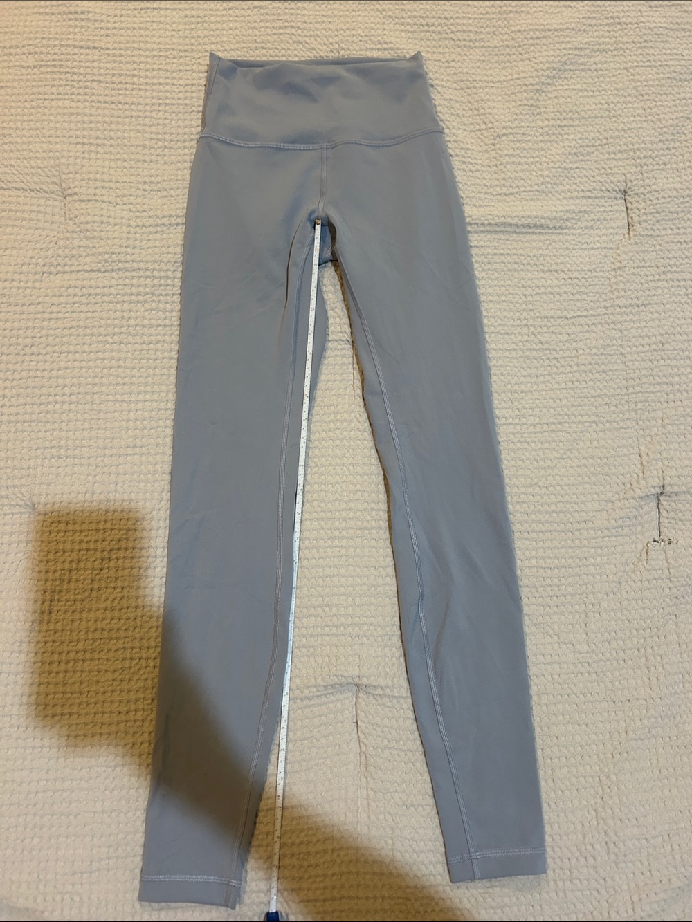 Lululemon leggings. Size 4. - Picture 2 of 4